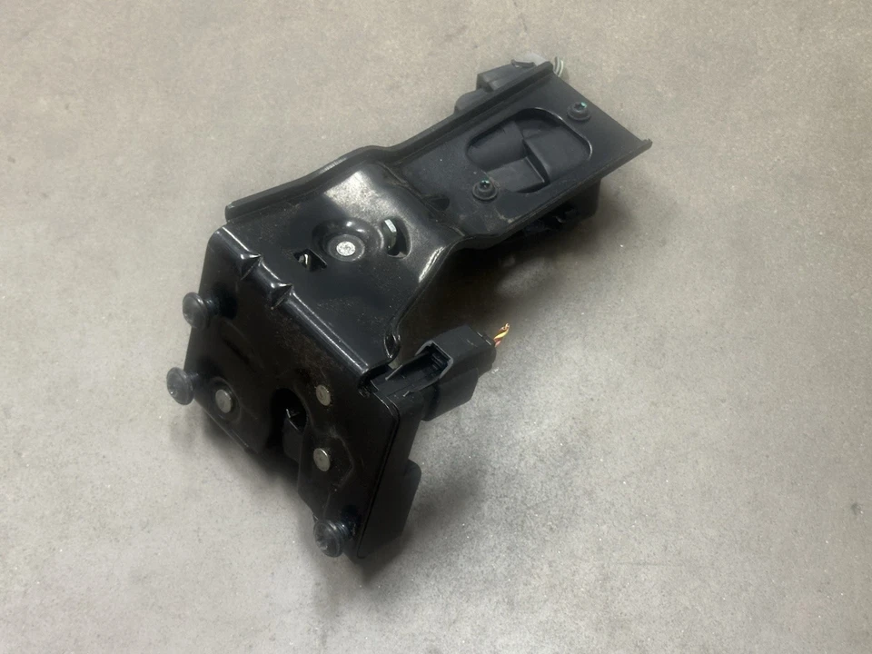 08-12 Escape Mariner Tribute Trunk Latch Lock Actuator Tailgate Liftgate OEM LKQ - Image 3 of 4