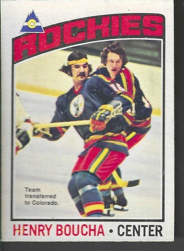 Henry Boucha #209 1976 O-Pee-Chee card
