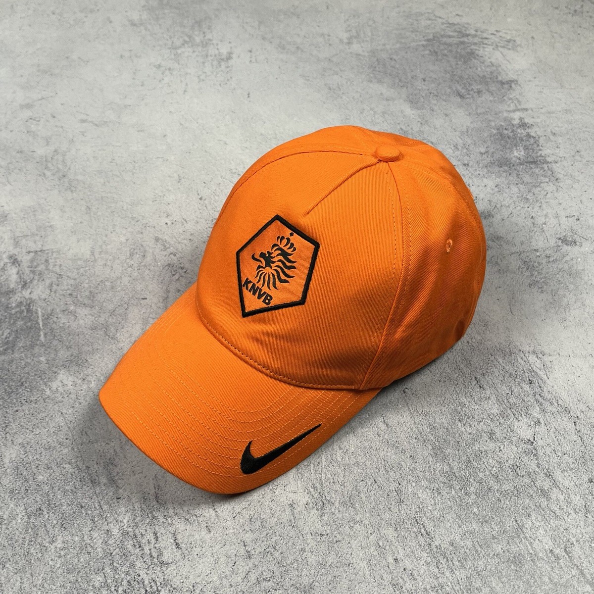 Nike オランダ代表 KNVBキャップ Vintage Nike Netherlands Orange Baseball Cap KNVB Soccer