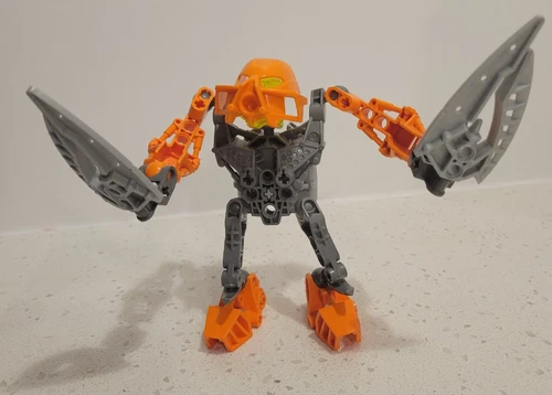 LEGO Bionicle Karda Nui Av Matoran - Set 8946: PHOTOK - All Parts Complete