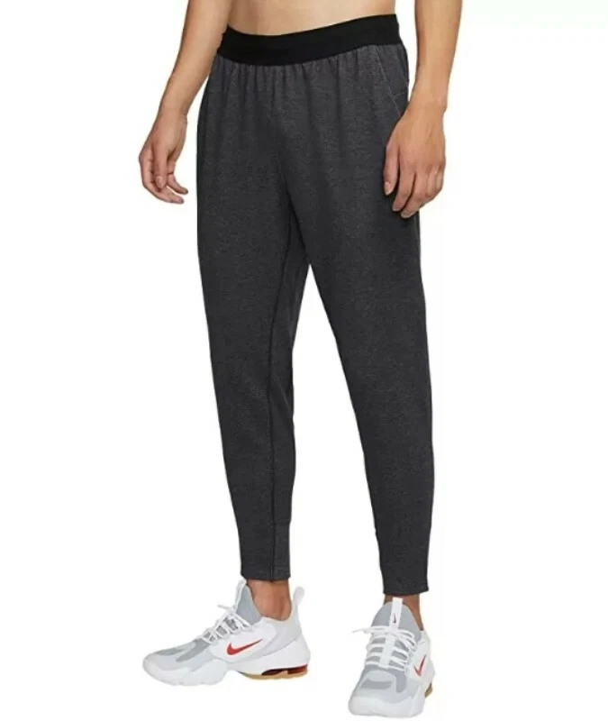 White nike hotsell yoga pants