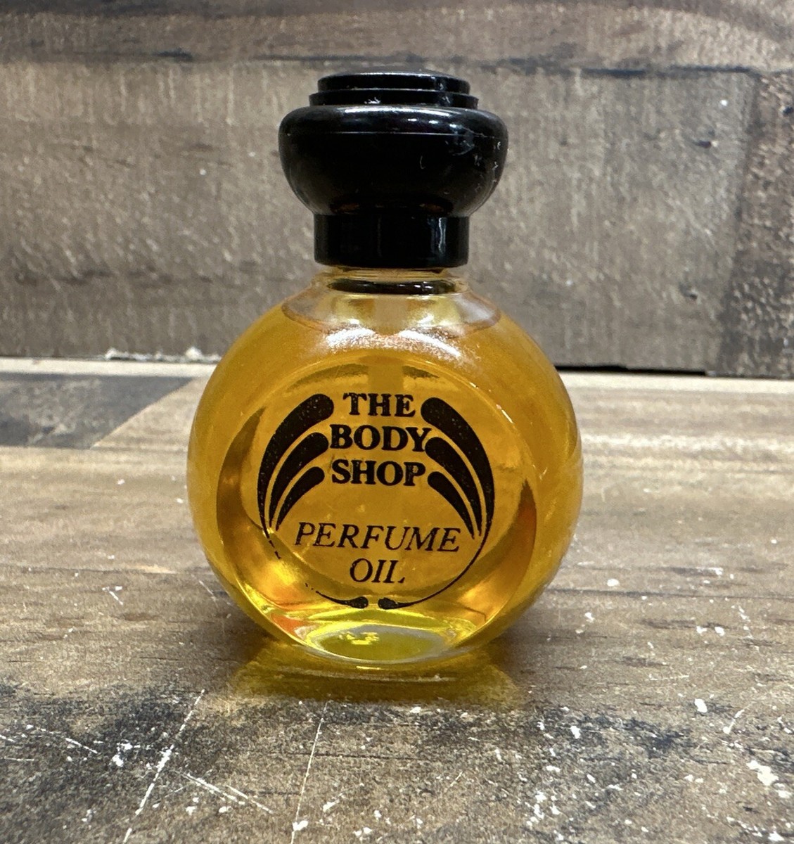 アナーニャ　The Body Shop Perfume Oil s-l400.jpg