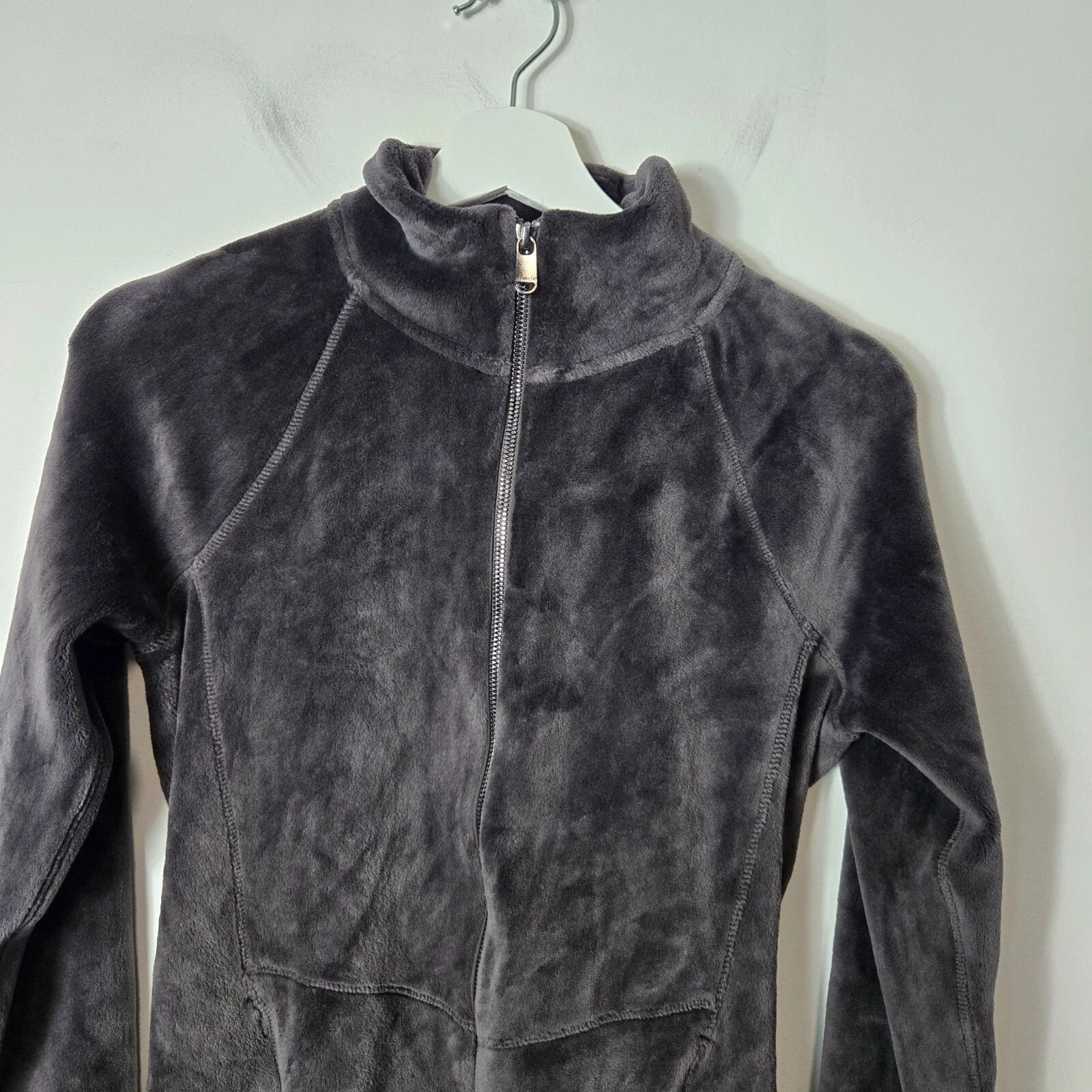 athleta cloud fleece zip-up thumbholes jacket