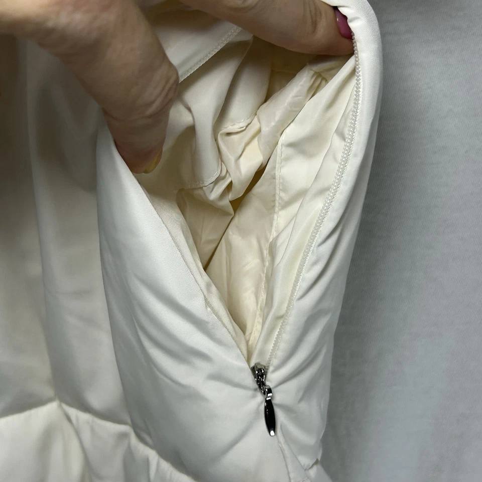 Chaleco acolchado blanco largo hasta el tobillo Calvin Klein para mujer talla mediana con capucha Foto 3 de 4