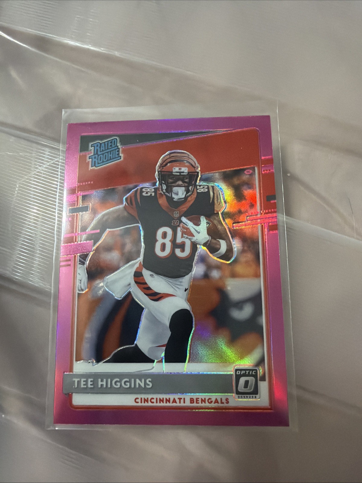 2020 Panini Donruss Optic - Rated Rookies Tee Higgins #160 Pink Prizm (RC)