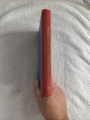 Leonard H Stringfield / Situation Red The UFO Siege 1st Edition 1977 ...