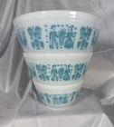 Vtg 50’s MCM Pyrex Amish Butterprint Nesting Mixing Bowls Set of 3 #401 402 403