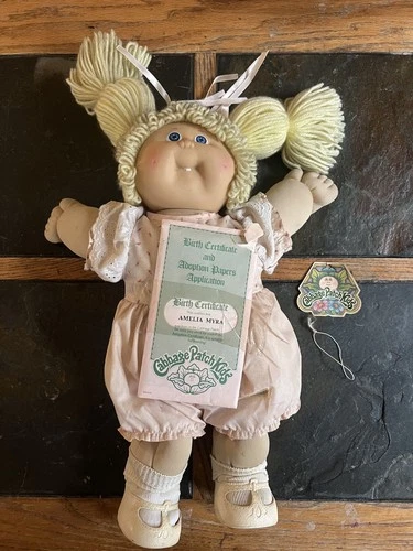Vintage 1983 Blonde Cabbage Patch Kid Doll original clothes birth certificate +