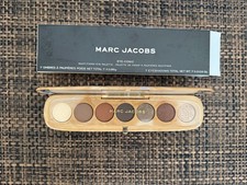 MARC JACOBS EYE-CONIC MULTI-FINISH EYE SHADOW...