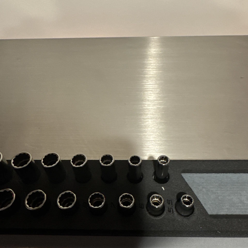 Snap On 22 pc metric 5-15mm shallow deep 12 point socket set in foam new - Image 3 of 4