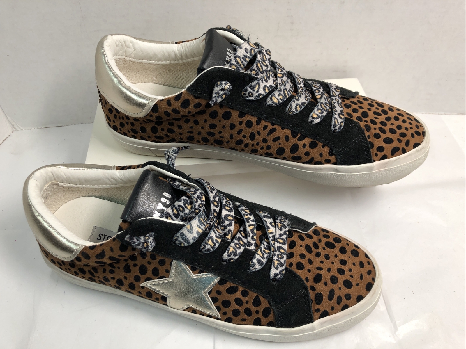 Steve Madden Womens Sneakers NY90 Size M Philosophy Leopard Star