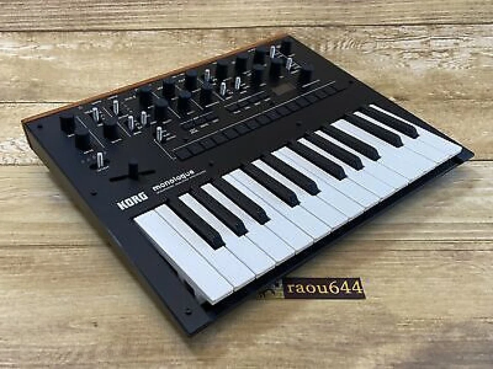 KORG MONOLOGUE-BK Monophonic Analog Synthesizer Black 25 Key - Image 3 of 4