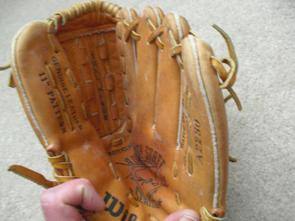 Guante de béisbol de cuero Wilson Barry Bonds A2230 vintage de los años 90 Foto 2 de 3