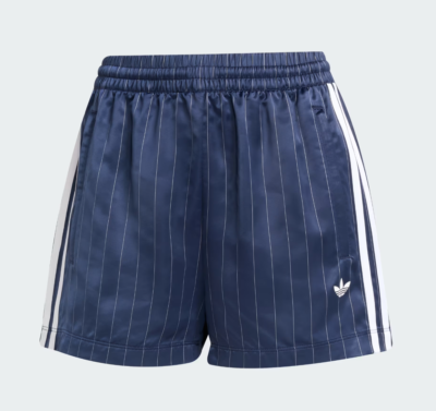 ② 新品 ADIDAS sporty&rich ショーツ ネイビー S adidas sporty&rich ショーツ インディゴ L - メルカリ