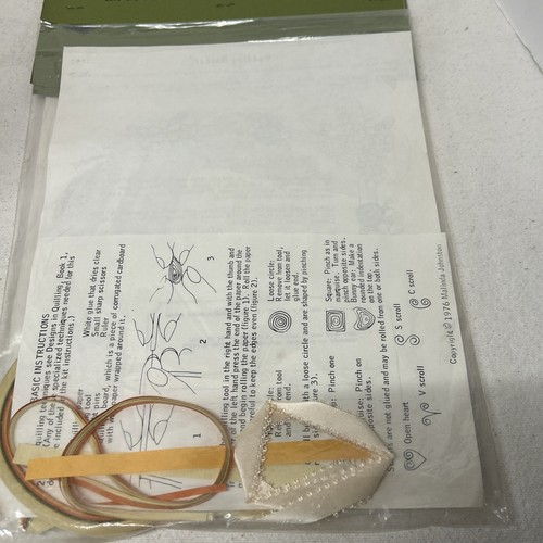 2 Vtg Quilling Kits Designs Malinda Paper Crafting Birth Announce Wedding Border - Picture 10 of 13