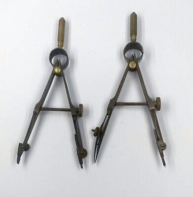 Zwei alte Zeichenbogenzirkel, Stift und Bleistift