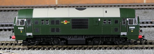 Dapol 4D-012-000 BR Class 22, D6326 in BR Green Livery, Mint, boxed - Picture 6 of 10