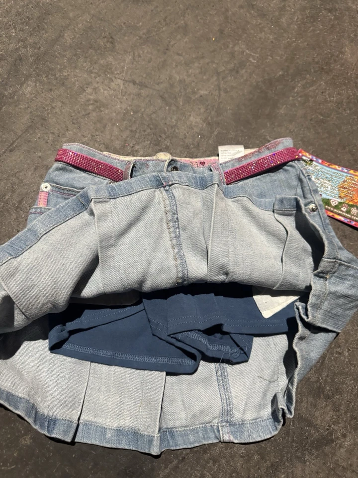 Falda corta de mezclilla plisada de colección Y2K Mudd para niñas talla 10 nueva con etiquetas Foto 2 de 4