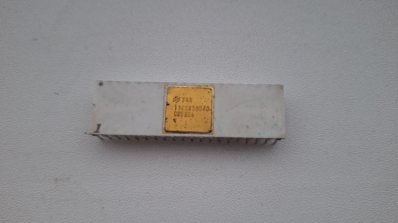 INS8080AD Intel C8080A early clone National Semiconductor rare vintage CPU GOLD