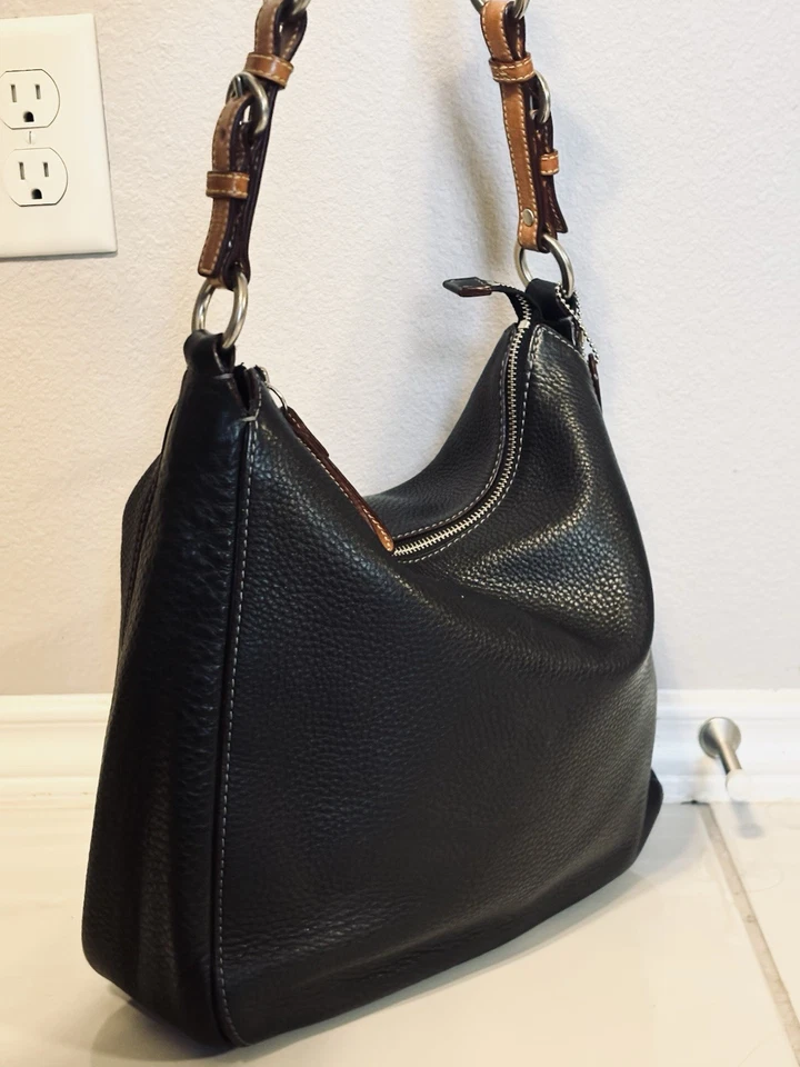 蔻驰切尔西黑色卵石流浪汉单肩包 — 第 4/4 张图片