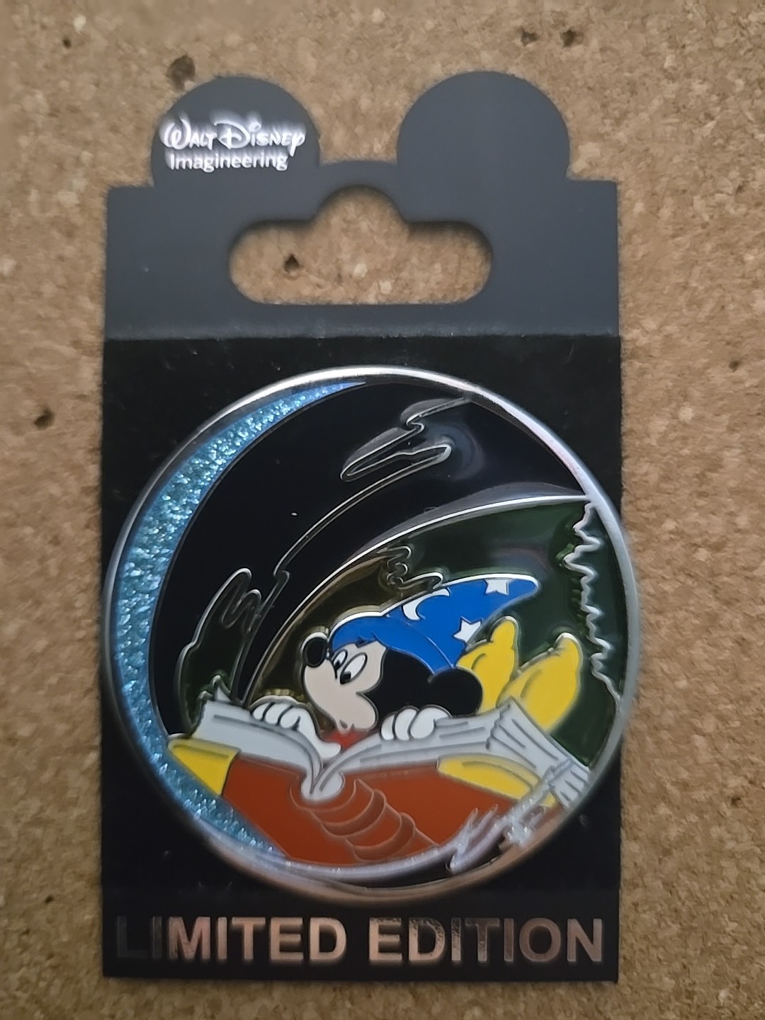 LE 250 Glitter Stained Glass Sorcerer Apprentice Book Pin Mickey Fantasia 