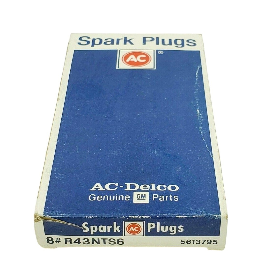 ACDelco R43TS6 8 PACK Spark Plugs NOS Part No. 5613795 Genuine GM Parts