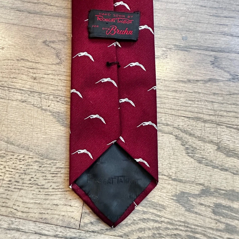 Corbata de colección Robert Talbott borgoña estampado de pájaros mezcla de seda corbata para hombre Foto 4 de 4