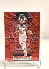 Patrick Beverley Red Wave Mosaic Prizm 2022-23 Bulls