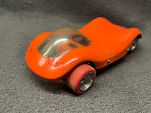 Coche Ranura Classic Industries Manta Ray 1/24 Años 60 Mabuchi 36D Motor Naranja - Imagen 4 de 7
