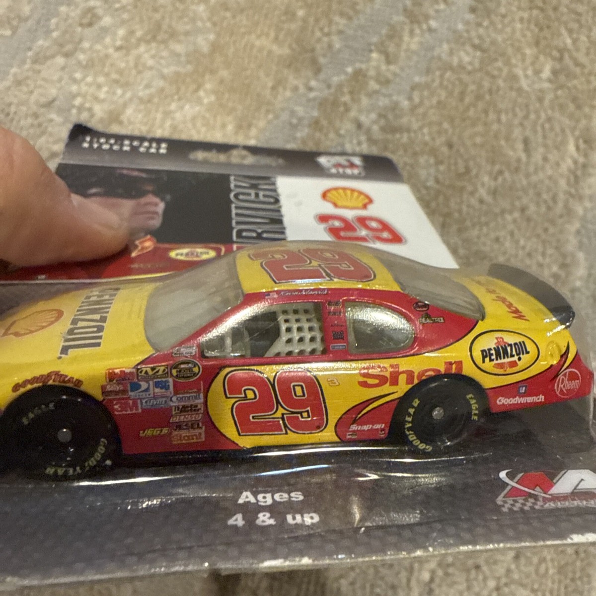 Motorsports Authentics Pit Stop Nascar Pennzoil Kevin Harvick 1:64