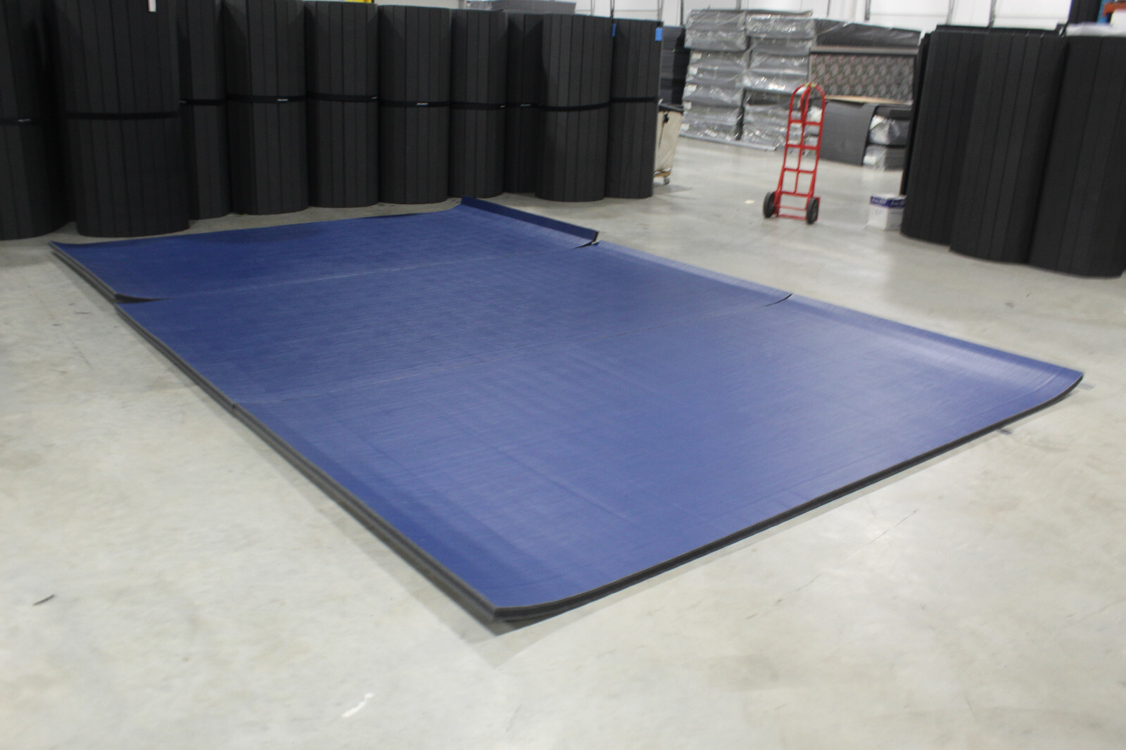 12' x 18' x 1 5/8" Dollamur FlexiRoll Wrestling Mat READ DESCRIPTION