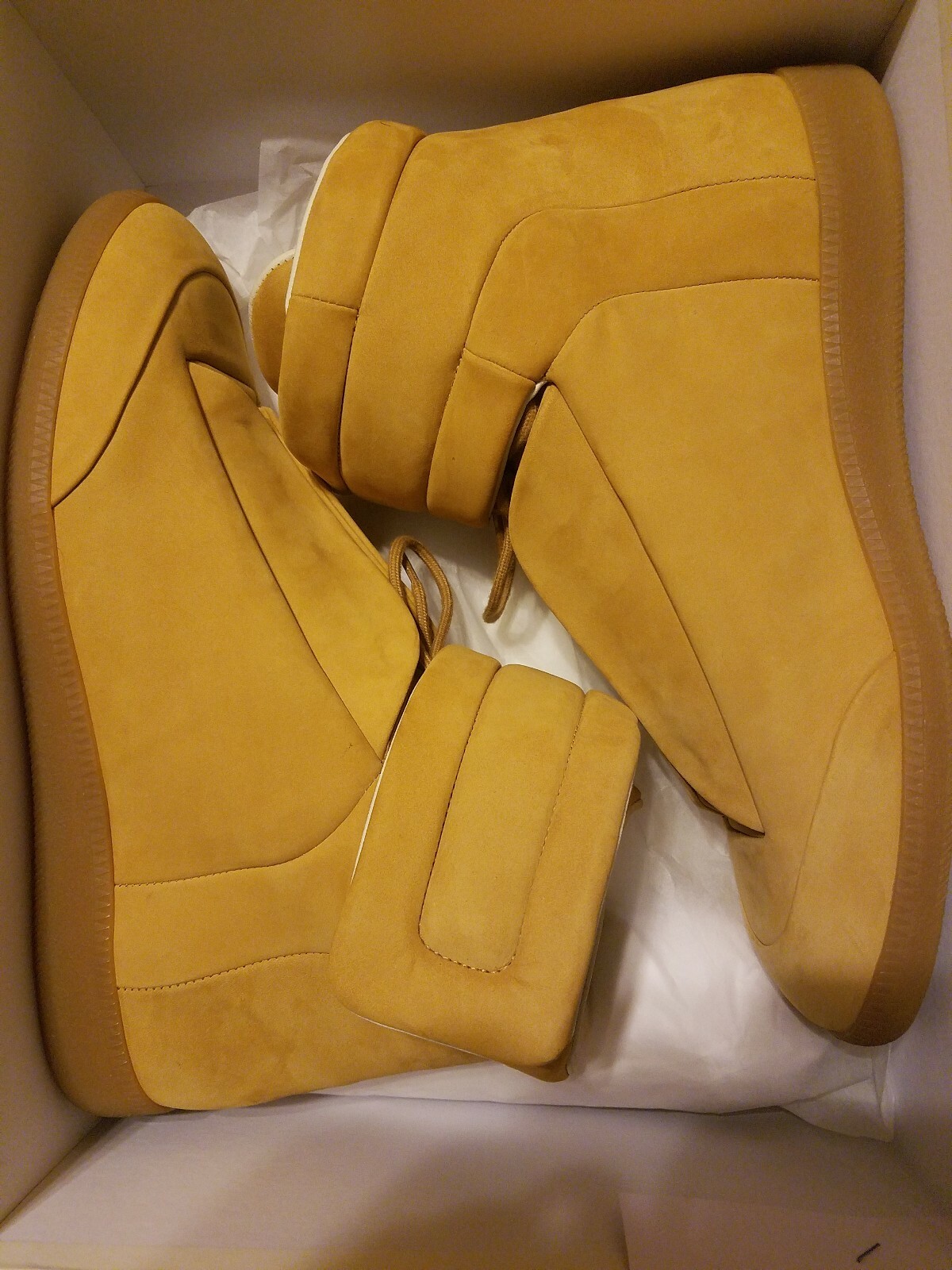 Nuevo ¡Nuevo Zapatos deportivos Maison Margiela Future Hi - parte superior talla 46 de mantequilla de trigo Nuevo ¡Nuevo Zapatos deportivos Maison Margiela Future Hi - parte superior talla 46 de mantequilla de trigo