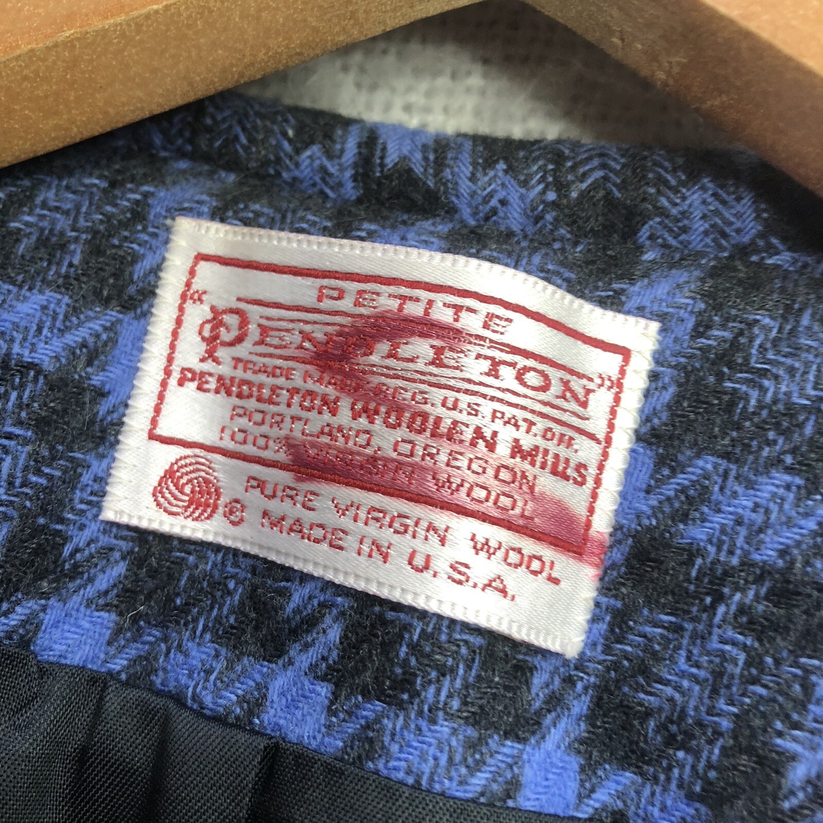 Pendleton Petite Virgin Wool Houndstooth Blazer - image 6