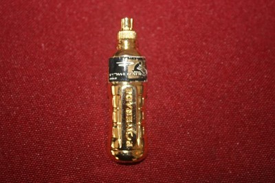 Pins Coca-Cola Powerade Gold #1