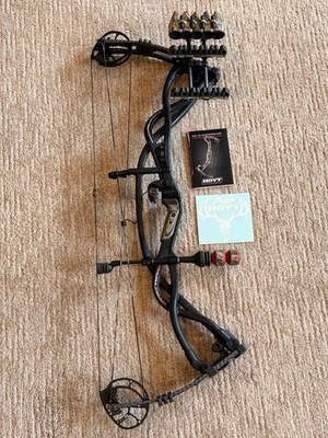 Arc Hoyt Carbon Matrix G3 RKT 29-31 60-70# QAD Rest Cordes Neuves Droitier