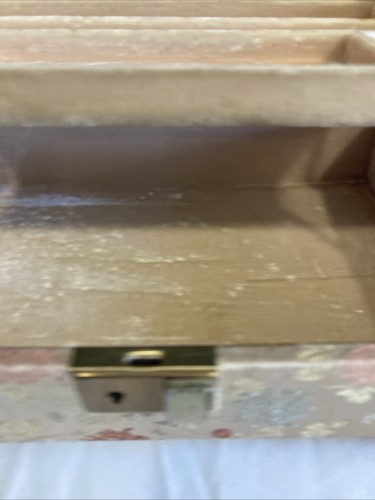 2 TIER VINTAGE Farrington JEWELRY BOX Floral ASIAN EMBOSSED GOLD SIDES NO KEY - Picture 10 of 12