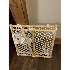 Parent's Choice Standard Wall Safety Gate, Fits 26" to 42" Wide