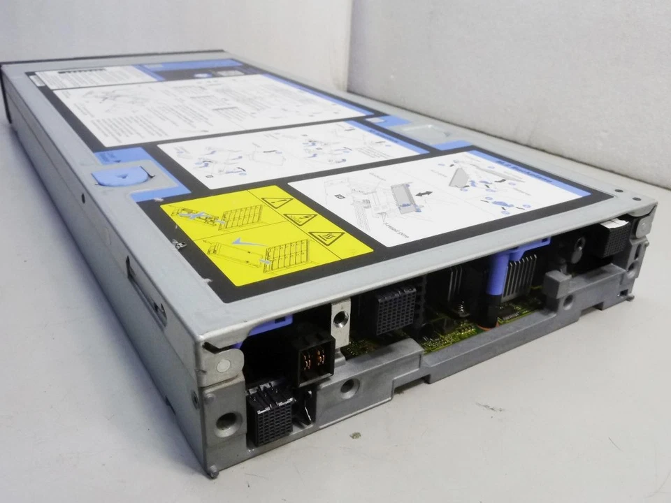 Lenovo ThinkSystem SN550 Blade | 7X16 | 01KP356 | Unidades y RAM no incluidas Foto 3 de 4