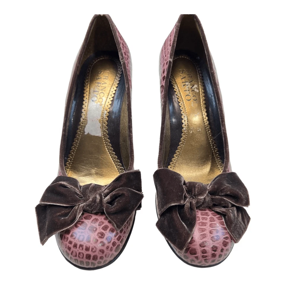 Franco Sarto Tacones Vintage Años 90 Marrón Estampado Cocodrilo Cuero Bomba 7.5 Terciopelo Lazo Foto 2 de 4