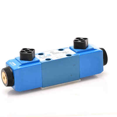 Eaton Vickers Directional Valve DG4V 3 6N M U C6 60 DG4V36NMUC660 -unused-