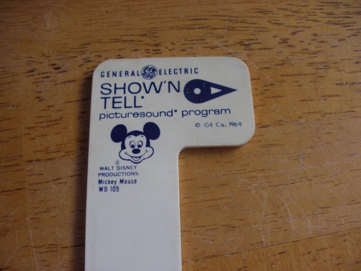Mickey Mouse Disney WD-109 GE Show'N Tell picturesound