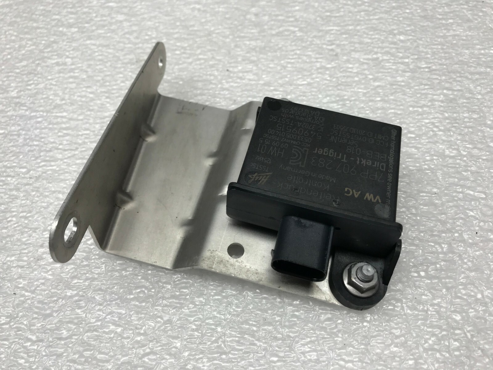 LAMBORGHINI HURACAN 610 LEFT TIRE PRESSURE SENSOR ANTENNA BRACKET OEM 7PP907283
