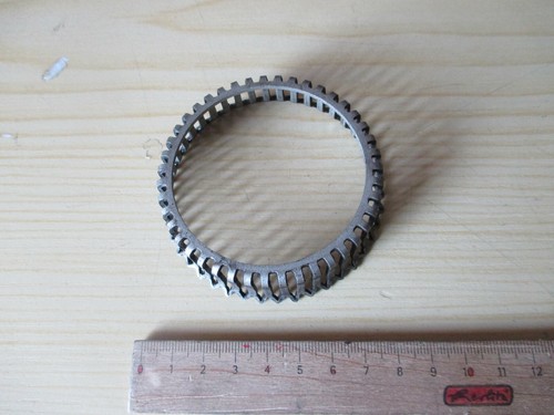 1x ABS Ring Sensor hinten  am Radlager VW Golf 3 4 Polo 6N  Seat Skoda  Audi A3