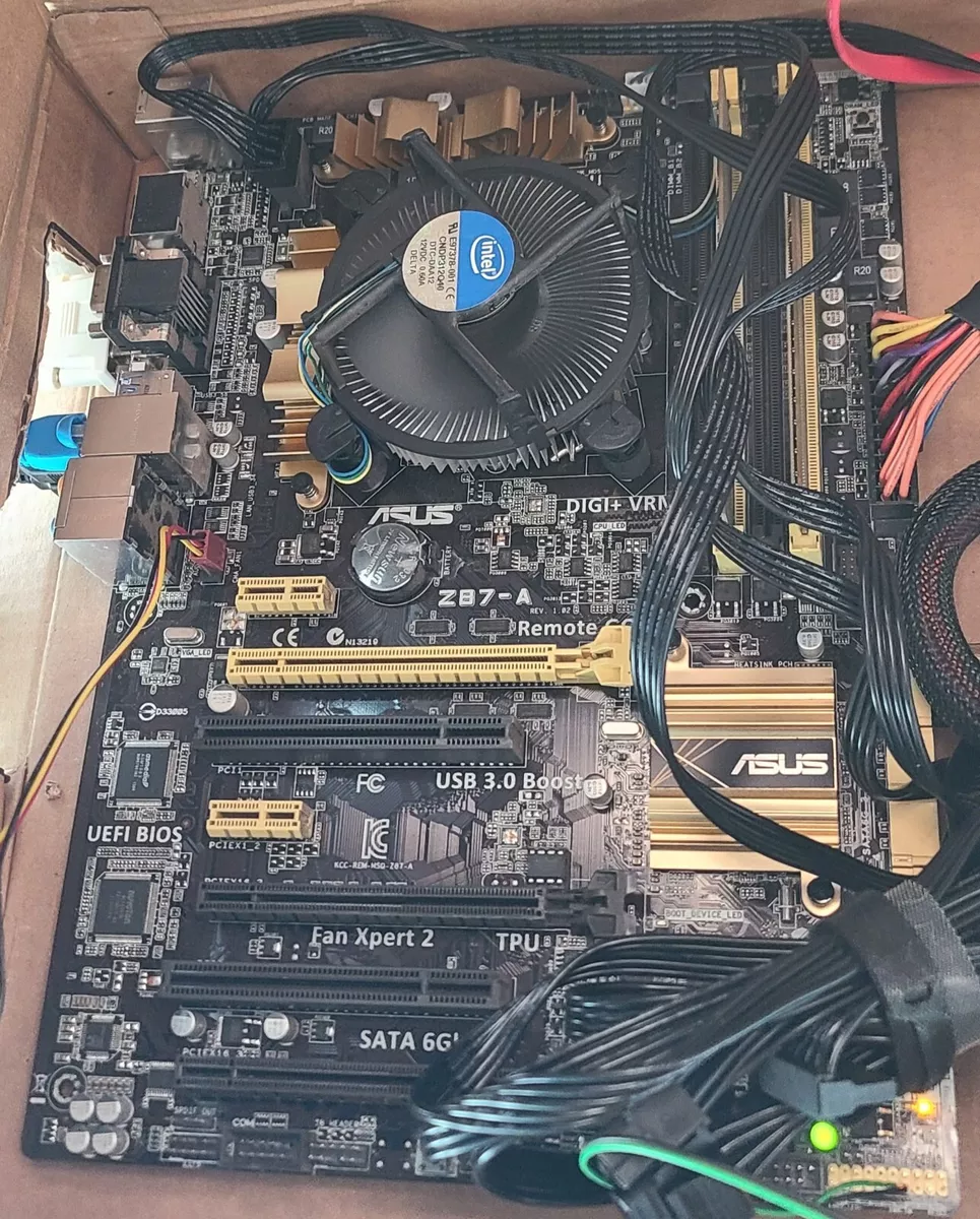 ASUS Z87-A Motherboard + Intel i7-4770 + DDR3 8Gb + 520W Power Supply