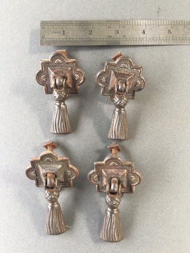 Antique Metal Cupboard Pull Handles X4 Reclaimed Salvaged - Picture 11 of 12