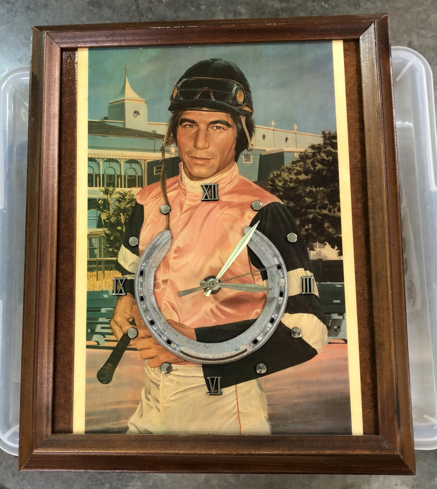 Santa Anita Park Horse Racing Jockey Wall Clock & Horse Shoe vintage 1979 1982