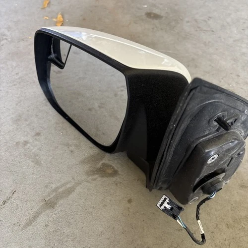 Chevy Colorado / Canyon Side View Mirror Drivers Side OEM Painted