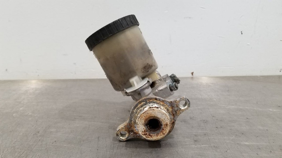 89 NISSAN 300ZX Z31 BRAKE MASTER CYLINDER | eBay