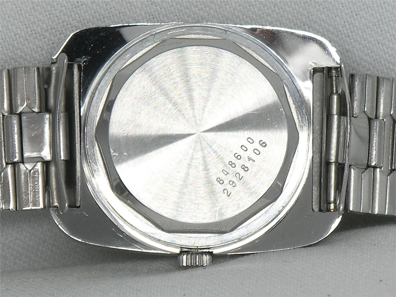 RARE VINTAGE 38MM MENS UNIVERSAL GENEVE "UNISONIC" ACCUTRON 2302 WATCH, RUNNING!