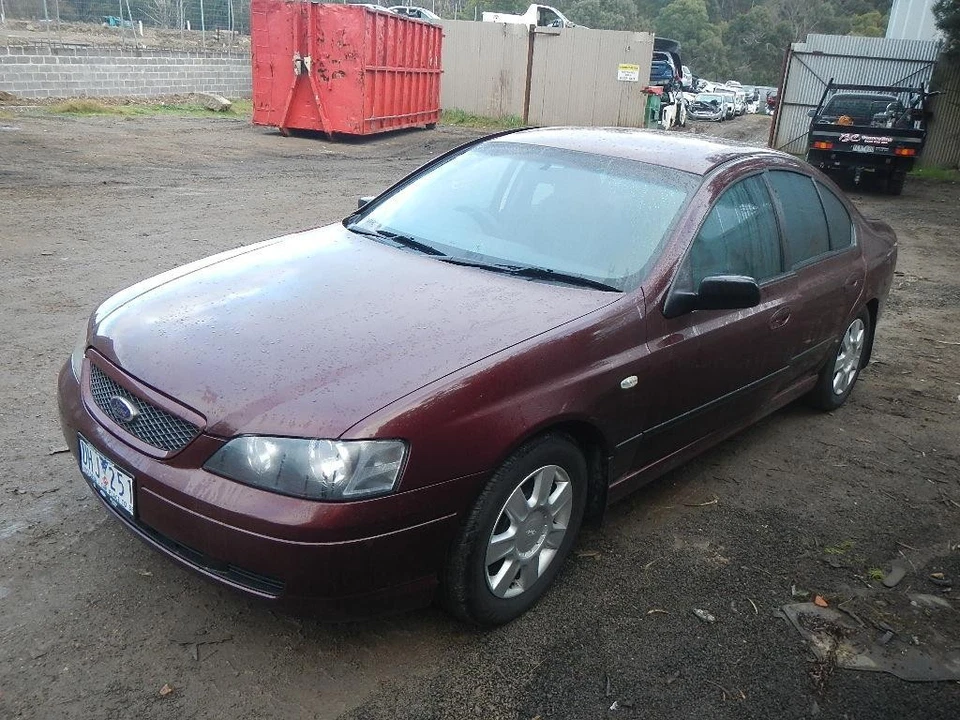 FORD FALCON LEFT TAILLIGHT BA, SEDAN, 10/2002-09/2005 - image 2 of 4